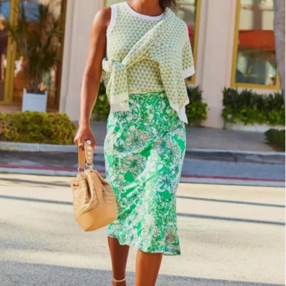 Lilly Pulitzer Dresses & Skirts - Lilly Pulitzer Rennox Midi Skirt Spearmint Blossom Views size 6